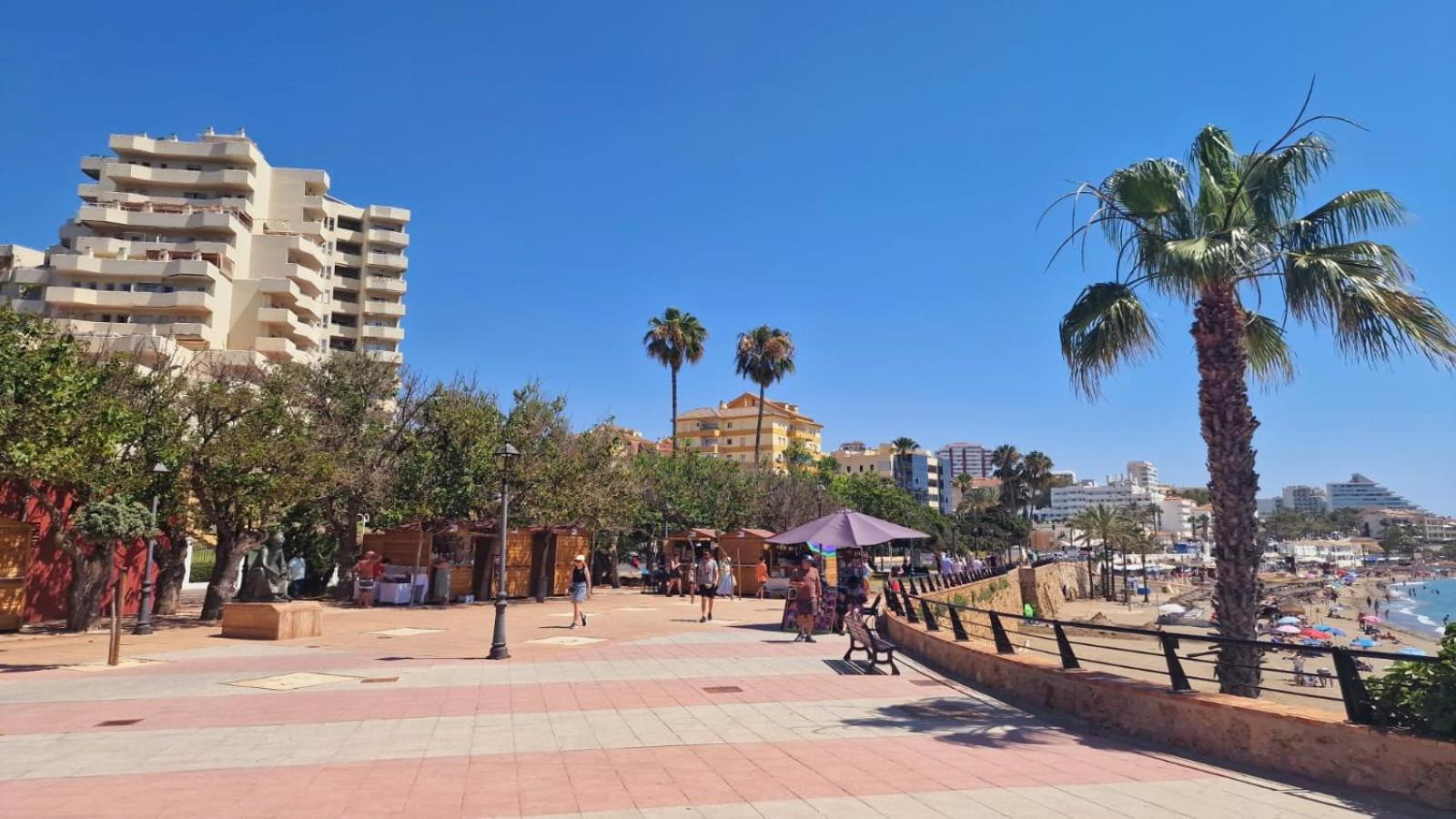 Apartamentos Magic Benalbeach By Benalnova Benalmádena Eksteriør billede