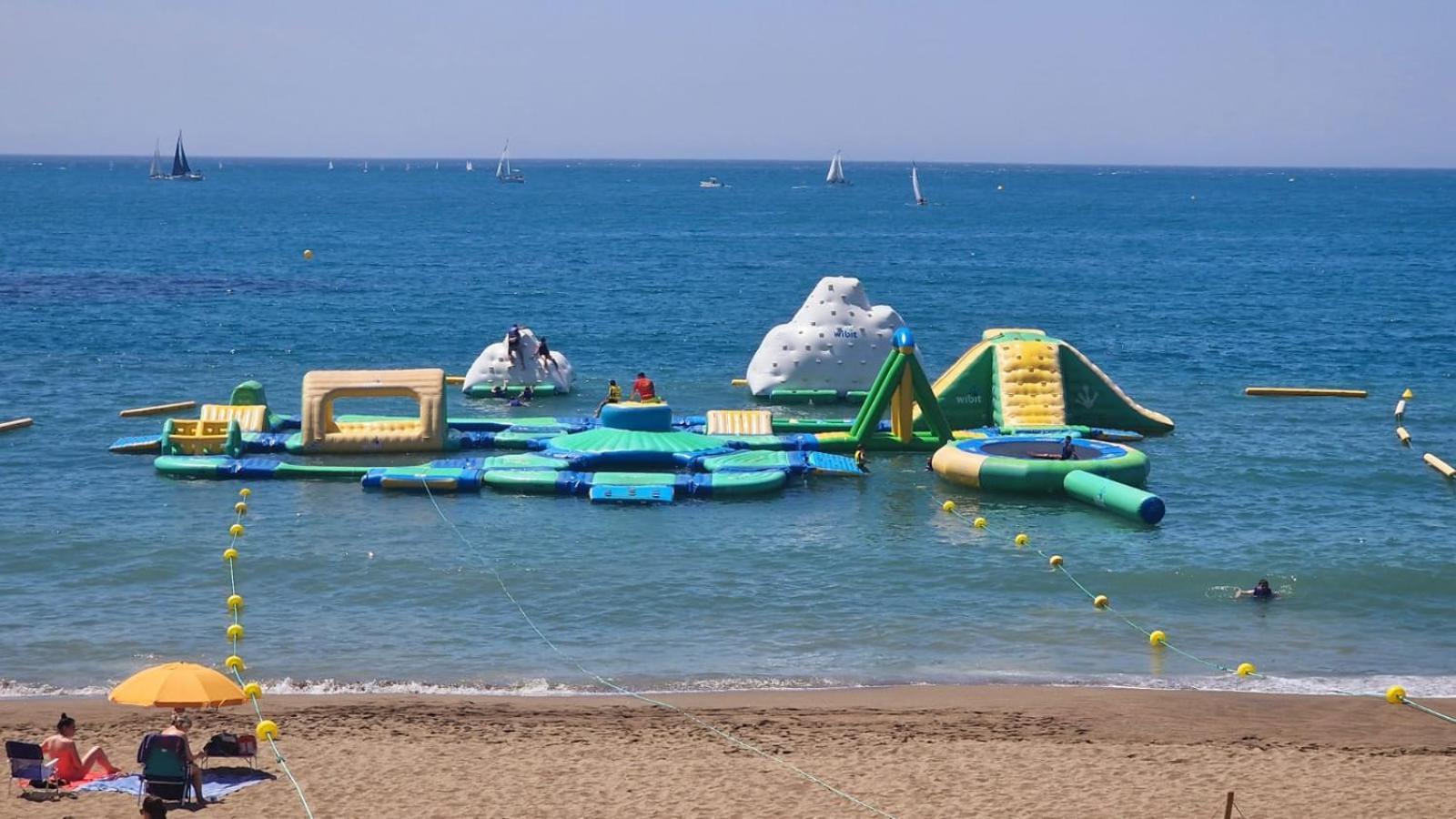 Apartamentos Magic Benalbeach By Benalnova Benalmádena Eksteriør billede