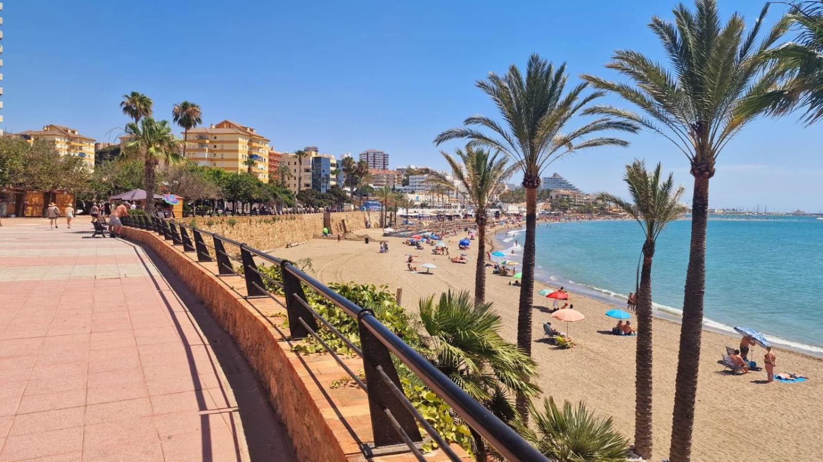 Apartamentos Magic Benalbeach By Benalnova Benalmádena Eksteriør billede