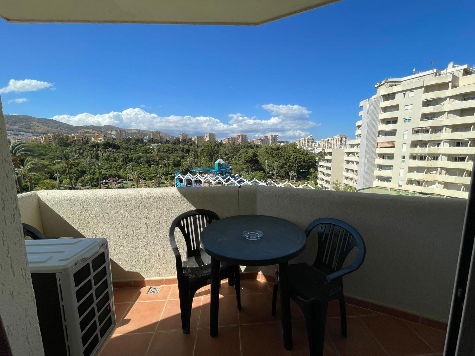 Apartamentos Magic Benalbeach By Benalnova Benalmádena Eksteriør billede