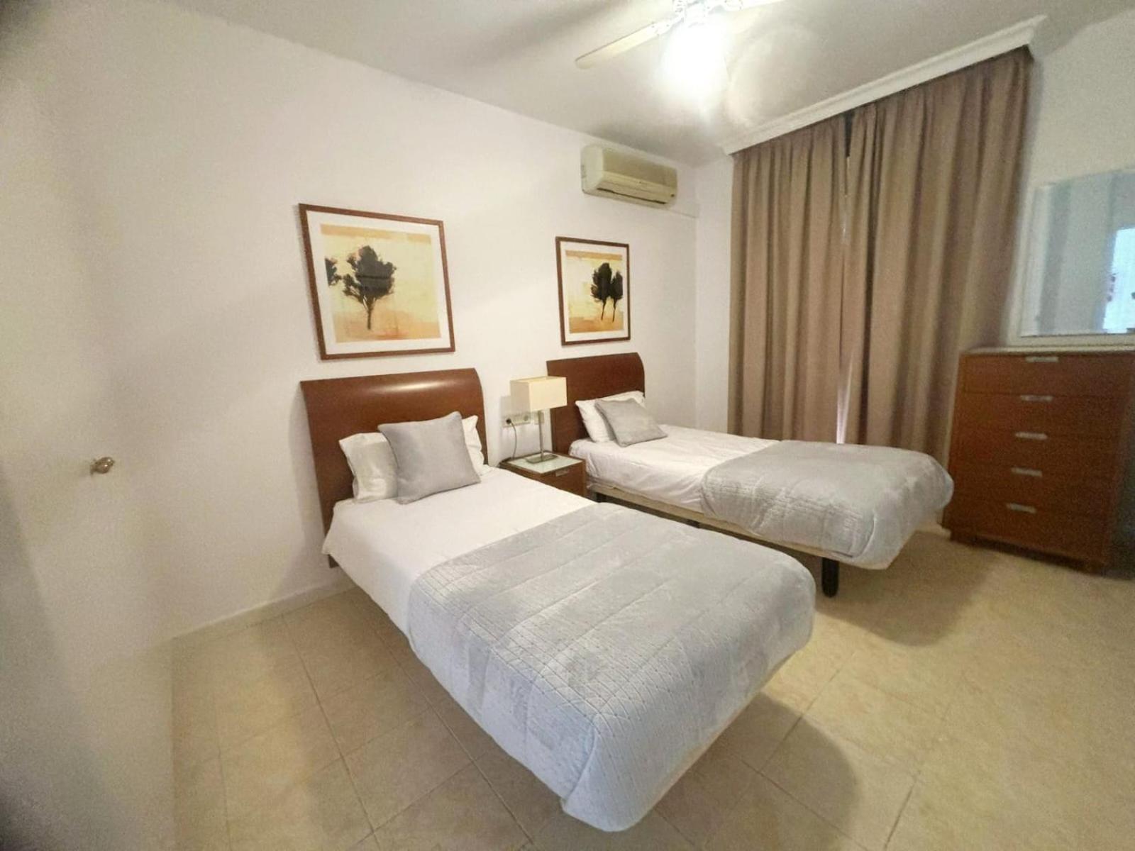 Apartamentos Magic Benalbeach By Benalnova Benalmádena Eksteriør billede